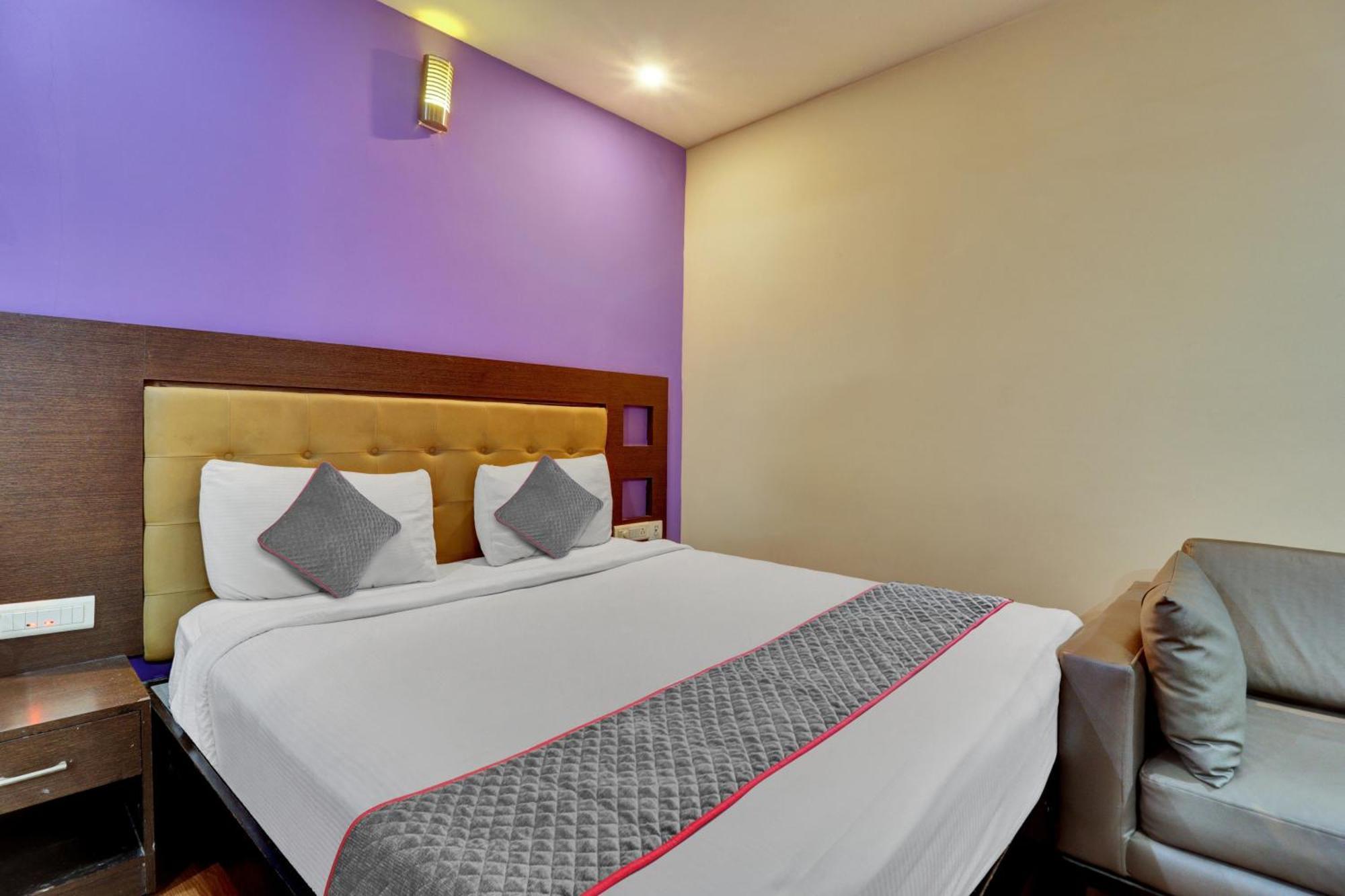 Udayee International Hotel Tirupati Kültér fotó