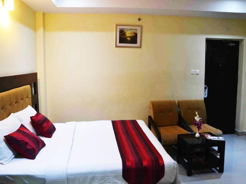 Udayee International Hotel Tirupati Kültér fotó